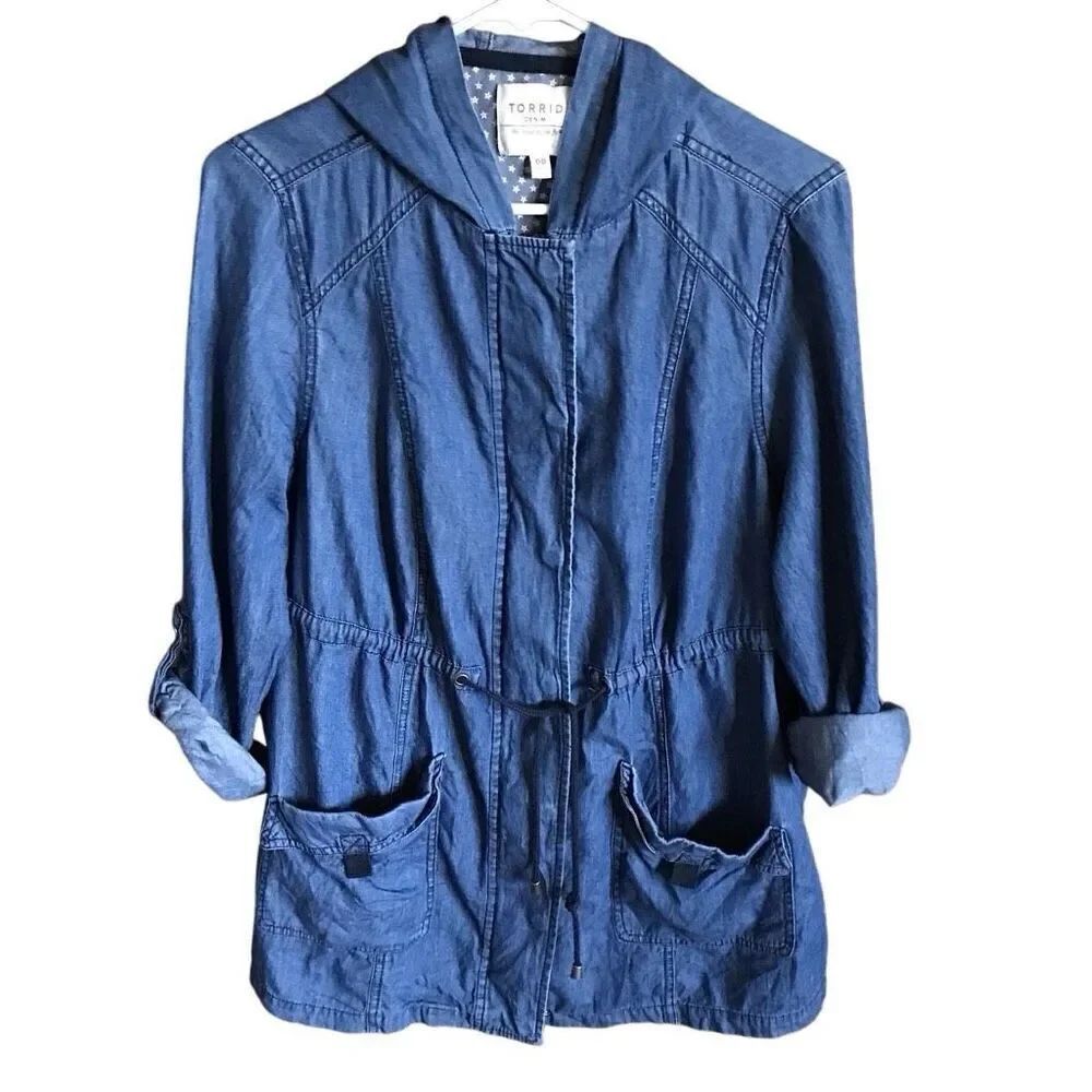 Torrid denim chambray Jacket blue hooded Women’s SZ 00 = Medium Drawstring zip